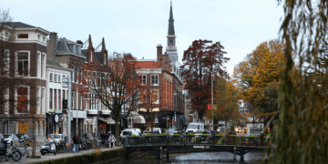 New Report Calls For Netherlands To Invest $176 Billion In Tech, Overhaul Labor Market