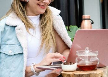 Should Freelancers Form An LLC A Complete Guide To Choosing Your Business Structure