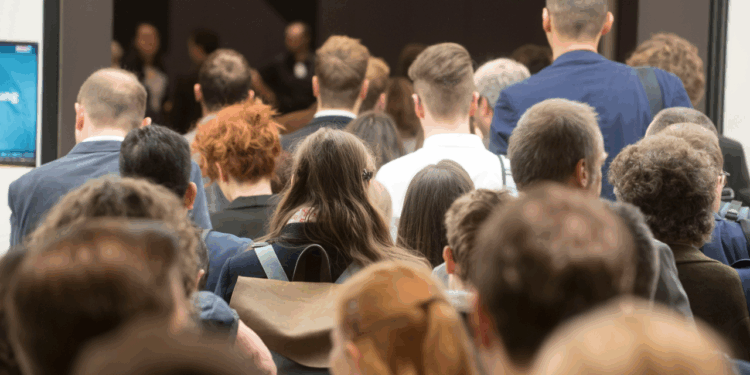 U.S. Jobless Claims Fall to 224,000, Signaling Labor Market Stability in December