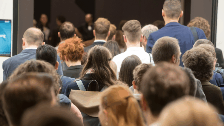 U.S. Jobless Claims Fall to 224,000, Signaling Labor Market Stability in December