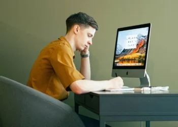 Flexibility Gains Are Reversing As Employers Tighten Rules, New Data Finds