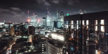 U.S. Downtown Office Vacancies Fall As Prime Space Becomes Scarce