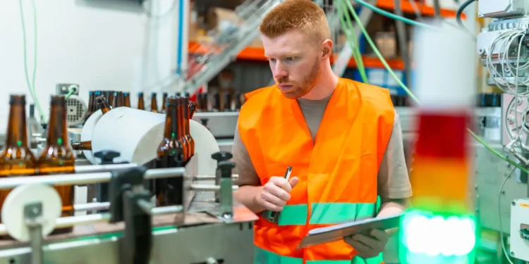 JLL Finds The Future Of Work Is Leaving Frontline Employees Behind