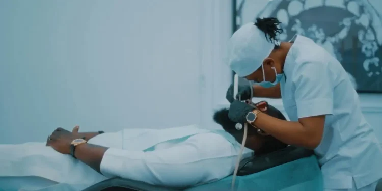 20 High-Paying Jobs AI Can’t Touch — See What Roles Made The New List