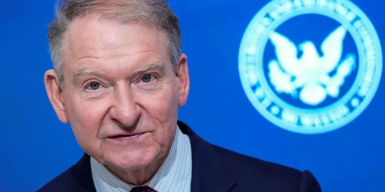 SEC Calls to Reduce How Much Companies Reveal About Executive Compensation