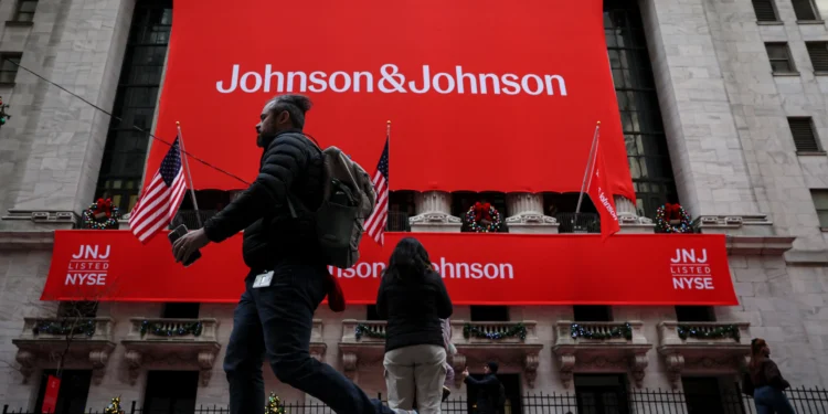 Johnson & Johnson To Invest $1B In Pennsylvania Cell Therapy Plant, Adding 4,500 Jobs