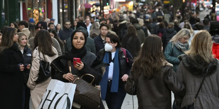 More Than Half Of U.K. Retailers Plan Headcount Cuts Amid Labor Reforms