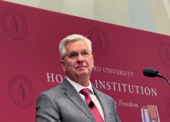 Fed&rsquo;s Waller Calls AI &ldquo;Unsettling&rdquo; For Workers, But Rejects Doom-and-Gloom Job Market Forecasts