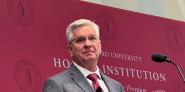 Fed’s Waller Calls AI “Unsettling” For Workers, But Rejects Doom-and-Gloom Job Market Forecasts