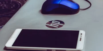 AI-Driven Job Losses Accelerate: These Companies Are Cutting Jobs As Investment Moves To AI