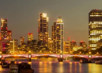 Managed Offices Now Cost 40% More Than Serviced Space in London