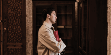 Here Are The Best 10 High-Paying Jobs for Introverts