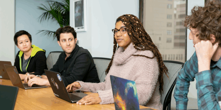 Ignite Gen AI Innovation With Better Recognition Programs