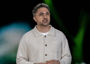 Microsoft AI Chief Predicts All White-Collar Work Will Be Done By AI &mdash; By Next Year