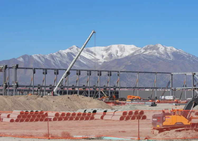 Moody’s Signals Rethink Of CRE Risk Exposure As Off-Book AI Data Center Leases Top $662B