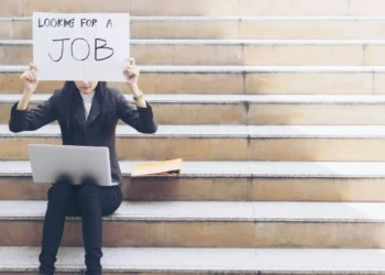 1 In 4 U.S. Job Seekers Have Been Unemployed Over Six Months