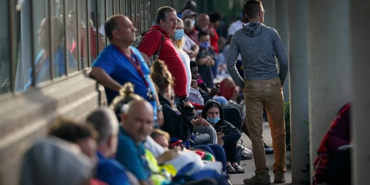 U.S. Economy Loses 92,000 Jobs, Raising Doubts About Labor Market Stability