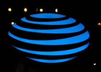 AT&T To Hire Thousands As Part Of $250 Billion U.S. Network Expansion Plan