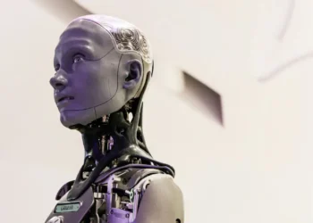 AI Is Flooding the Workplace, But Performance Gaps Are Growing