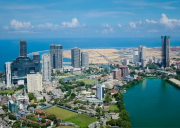 Sri Lanka Moves to Four-Day Workweek as War-Driven Fuel Shortages Intensify