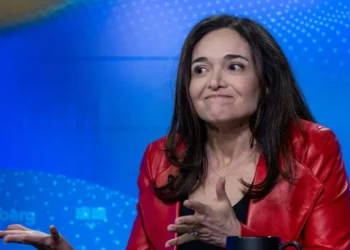 Sheryl Sandberg Says Silicon Valley Culture Is A &ldquo;Five-Alarm Fire&rdquo; For Women In The Workplace