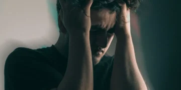 10 Workplace Pet Peeves That Undermine Productivity — And How To Deal With Them