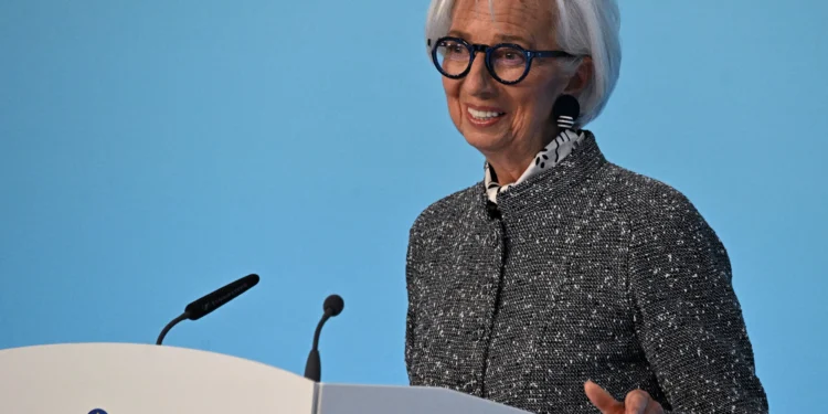 Study Shows Record Number Of Women In Top Finance Roles, But Gender Gap Remains Wide