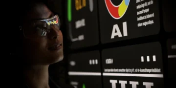 Women in Tech Use AI to Break Into the C-Suite Faster