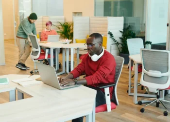 Office Demand Trends Show How AI Is Changing Workspace Use