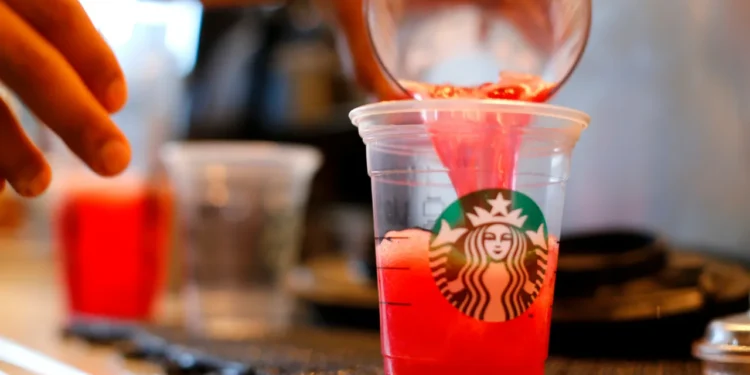 Starbucks Overhauls Barista Pay Model Amid Ongoing Union Pressure