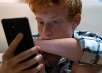 Teen Boys Are Dating AI Chatbots &mdash; Experts Warn They&rsquo;re Sabotaging Their Careers And The Future Of Work