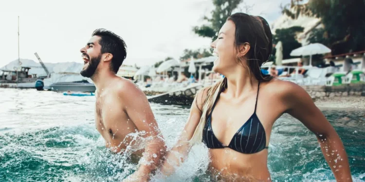 &lsquo;PTO-maxxing&rsquo; Is The Summer Hack You Need To Turn 15 Vacation Days Into 49 Days Off