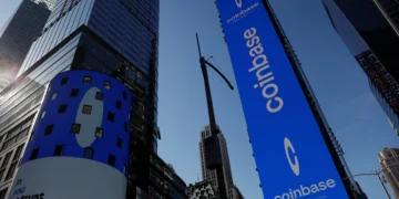 Coinbase To Cut 14% Of Staff In AI-Driven Productivity Push Amid Crypto Volatility