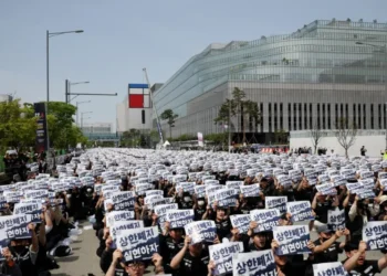 Samsung Strike Threat Exposes Worker Tensions Behind The AI Boom