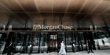 JPMorgan Begins Global AI Rollout After Dimon Signals Hiring Shift