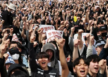 Samsung Union’s Landmark Labor Deal May Set A New Standard For AI-Fueled Worker Bonuses