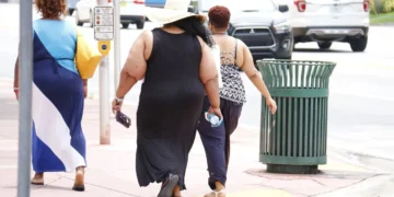 Long Working Hours Linked to Higher Obesity Rates, Study Finds