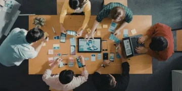 AI Dictation Tools Turn Offices Into Louder, More Vocal Workspaces
