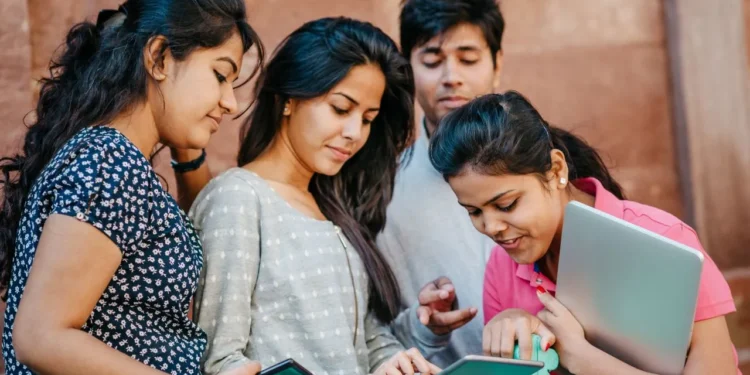 India Approves Four-Day Workweeks Without Reducing Hours