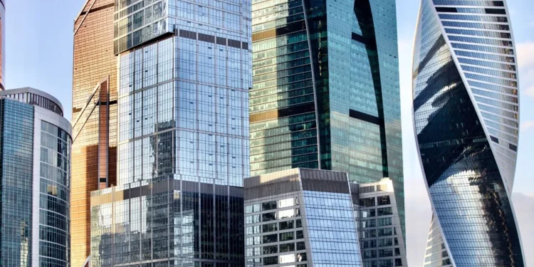 Commercial Real Estate Stress Is Rising Again as Office Loans Fall Behind