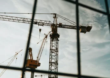 AI, Hybrid Work, And Labor Shortages Are Starting To Increase Office Construction Costs