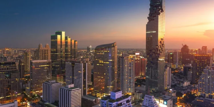 Bangkok Prime Office Vacancy Surpasses 30% For First Time Since 2000