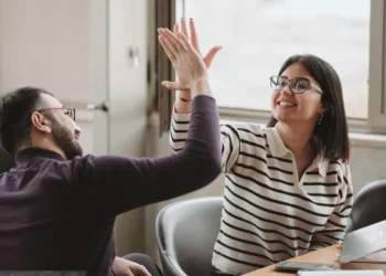 Workers under exceptional leaders were more than twice as likely to say their efforts were recognized, while generic praise left many employees feeling invisible.