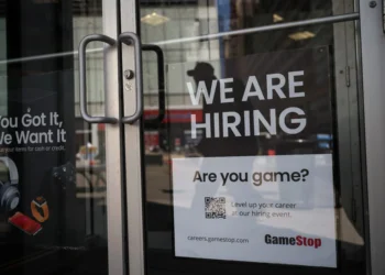 U.S. Weekly Jobless Claims Remain Elevated As Economists Warn Job Growth Could Slow In June