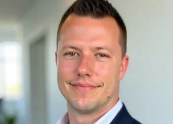 JLL Names Chris Fernandez Americas Lead For Workplace Management