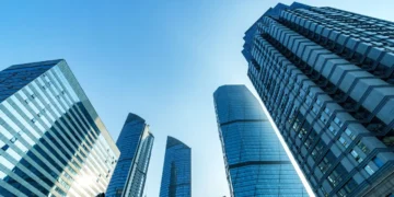 Commercial Real Estate Risk Rises When Acquisition Lending Tops 30%, Trepp Warns