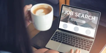“Doomjobbing” Trend Sees Candidates Applying To Jobs First And Reading The Description Later
