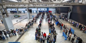 Spain Grants 610,000 Migrants Temporary Work Permits In Sweeping Amnesty Drive
