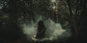 Etsy Witches Are Getting New Customers: Desperate Job Seekers