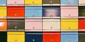 Why Your Virtual Mail Program Makes 3%, And Theirs Makes 30%